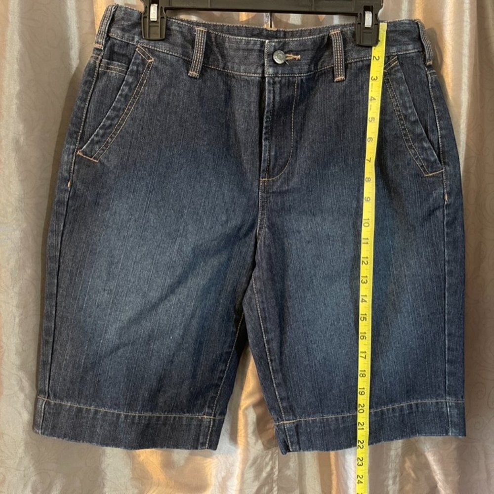 Size 10 Bermuda Jean shorts